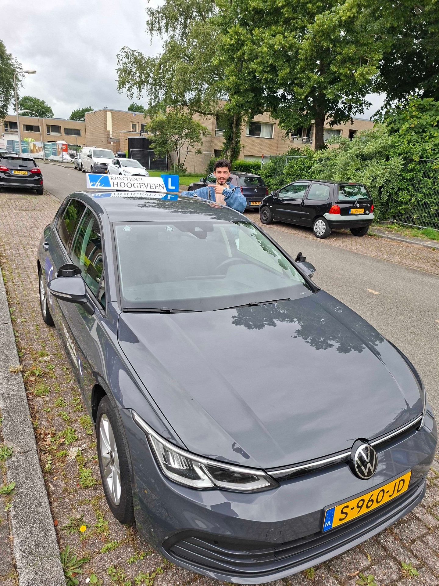Geslaagd! — geslaagd bij Rijschool Hoogeveen